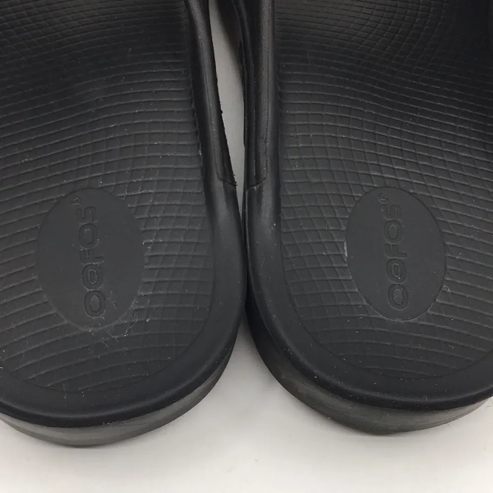 Oofos Ooahh Black Slides Sandals Unisex EU 42 M9 W11 Recovery Therapy slides